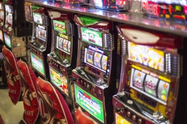1xber mobile app interface showing football markets and live casino options